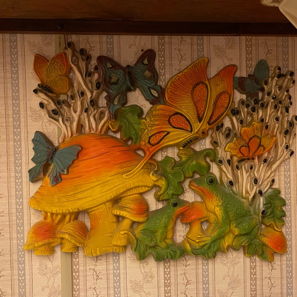 Vintage Homco Colorful Butterfly, Frog, and Mushroom Wall Decor